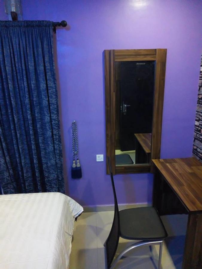 Crestview Hotel & Suites Lagos Buitenkant foto